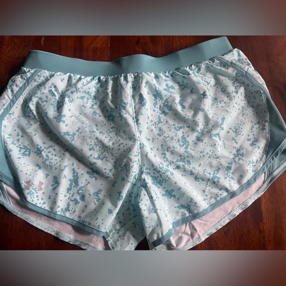 Under armour shorts.